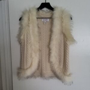 Shyanne Ivory Faux Fur Trim Sweater Vest